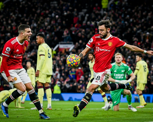  摩纳哥新星闪耀梅开二度 助球队逃离降级区  